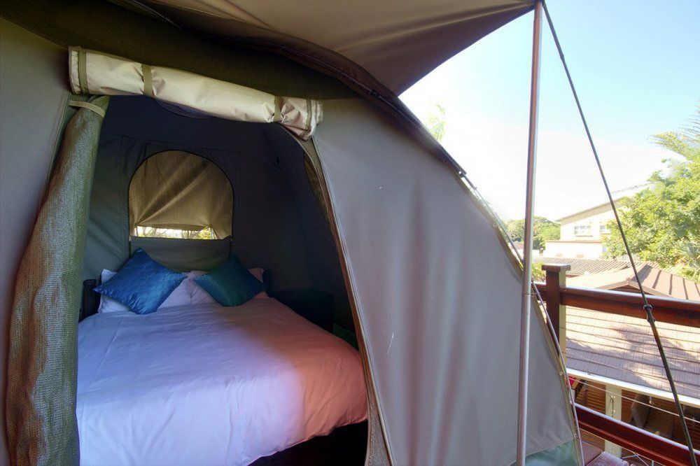 Urban Glamping Tranquil International Backpacking Village St Lucia Bagian luar foto