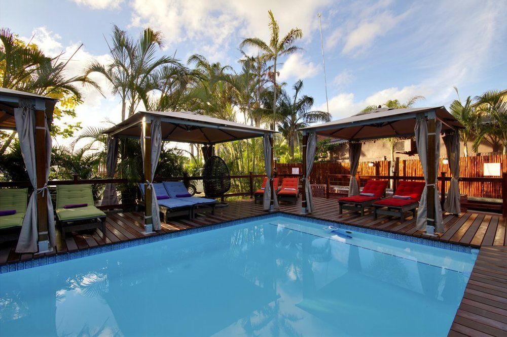Urban Glamping Tranquil International Backpacking Village St Lucia Bagian luar foto